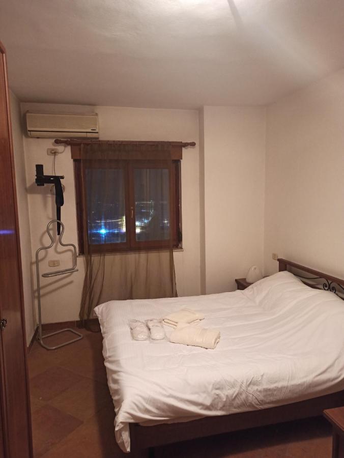 Heart Of Tirana Hotell Eksteriør bilde