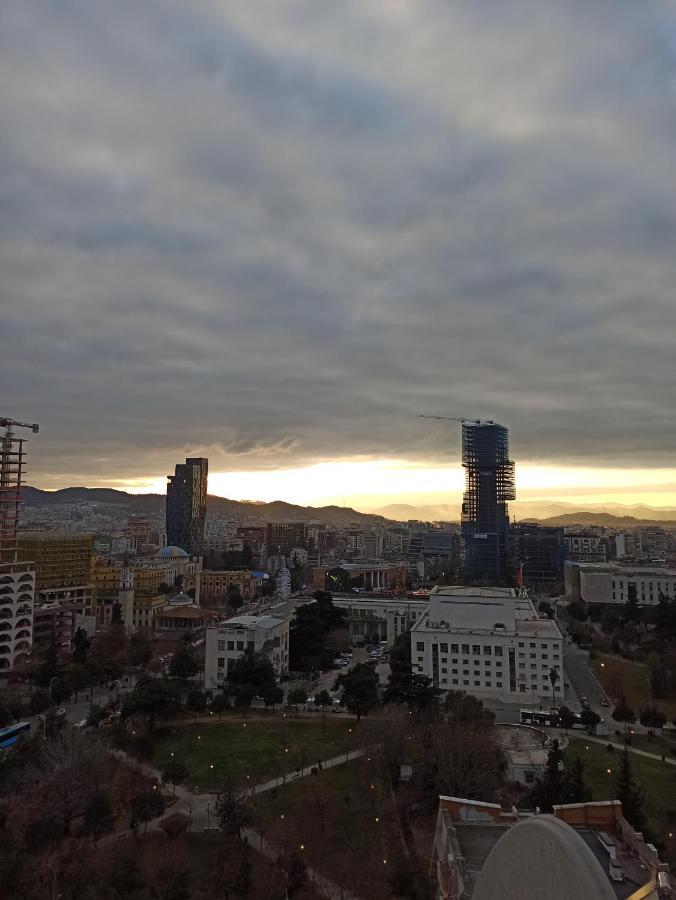 Heart Of Tirana Hotell Eksteriør bilde